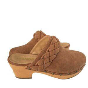 SODA Morel Women's Wood Clogs. Cognac color. size 6.  Like new